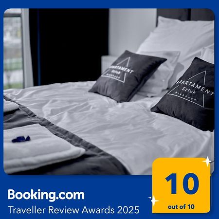 פילה Apartament Sztuk Pieknych 10 מראה חיצוני תמונה