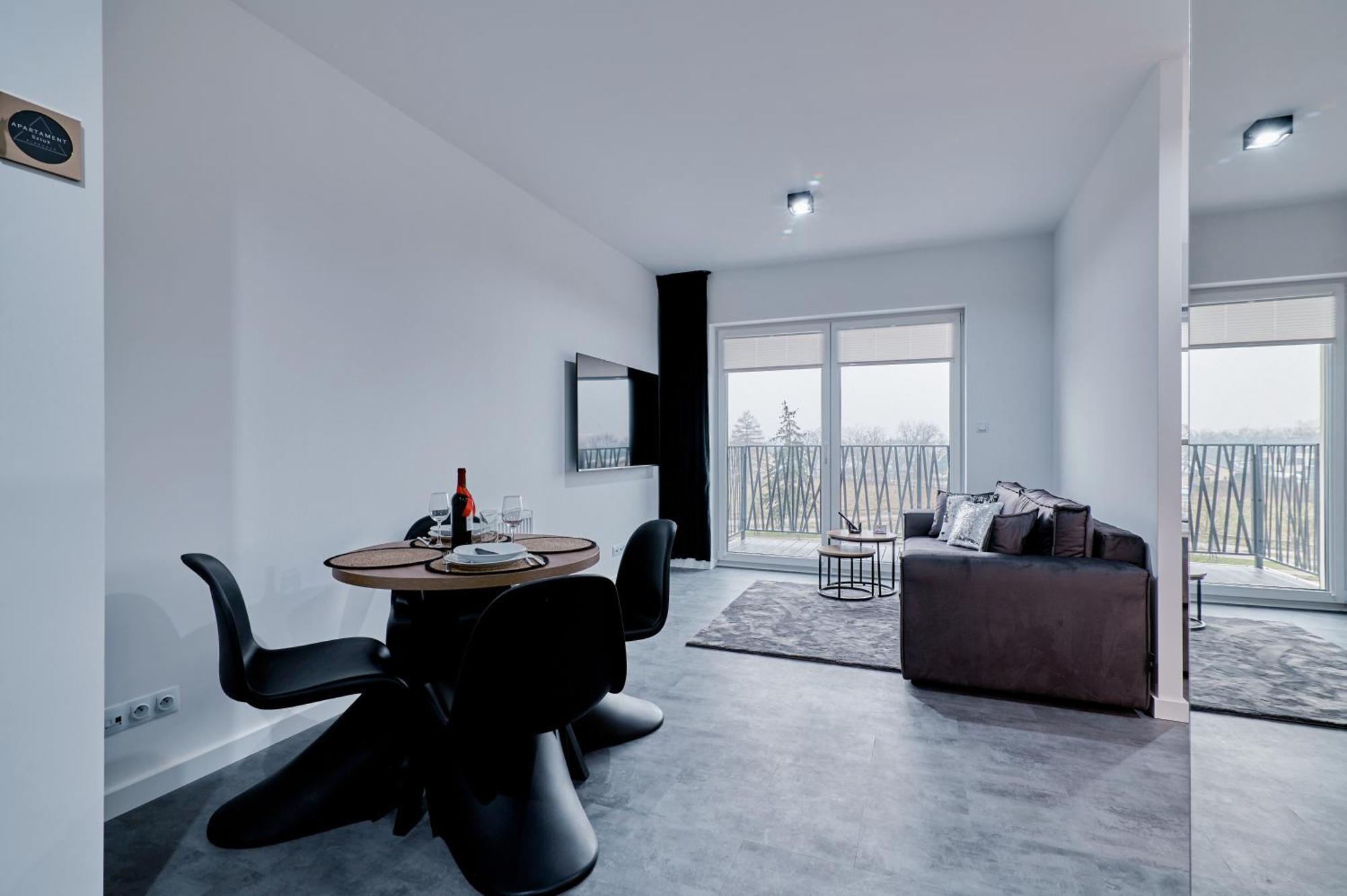 פילה Apartament Sztuk Pieknych 10 מראה חיצוני תמונה